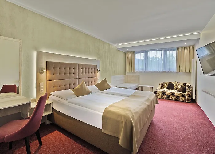 Astra Hotel