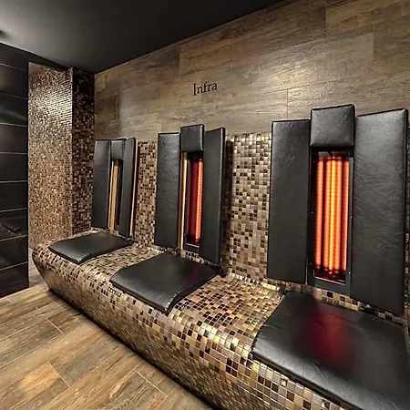 Wellness Astra 4* Špindlerŭv Mlýn